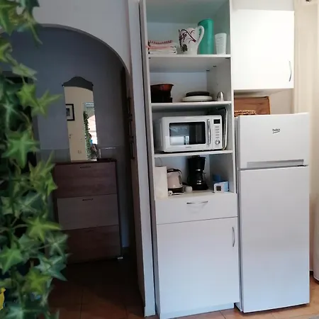 Apartman Bord De Equipe Air Conditionne 1min De La *