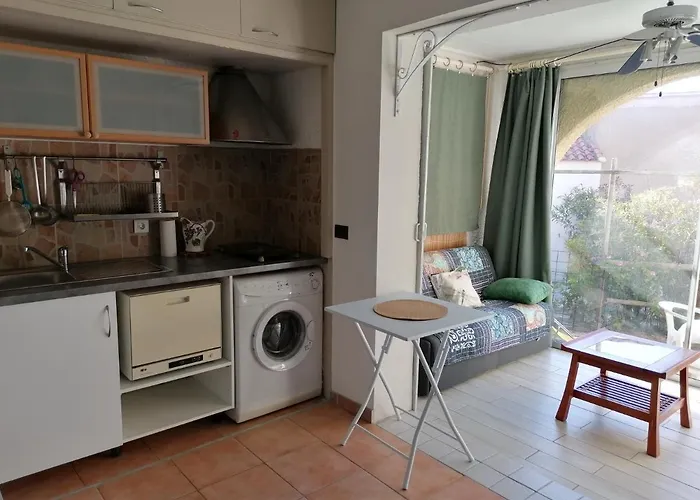 2 Pieces Terrasse Climatise Proche *