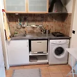 2 Pieces Terrasse Climatise Proche *