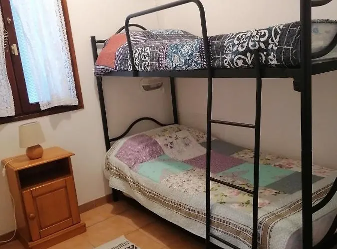 2 Pieces Terrasse Climatise Proche * Lumio (Corsica)