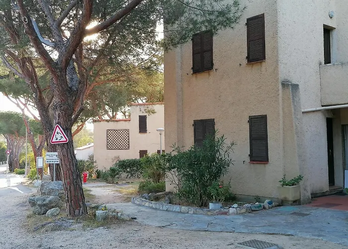 Apartment 2 Pieces Terrasse Climatise Proche *