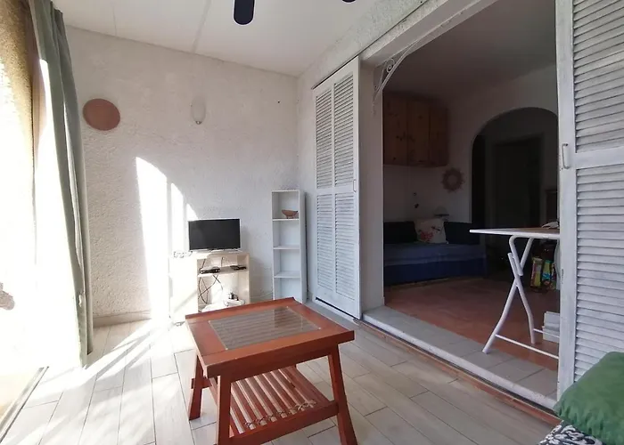 Bord De Equipe Air Conditionne 1min De La דירה לומיו