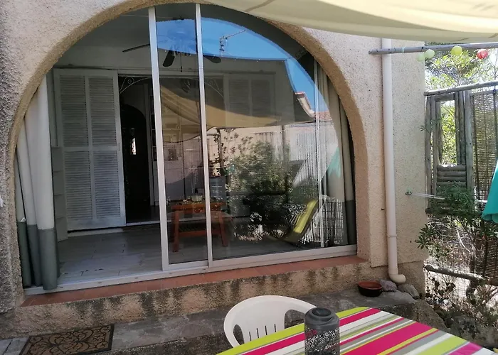 Apartment 2 Pieces Terrasse Climatise Proche