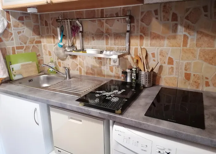 Bord De Equipe Air Conditionne 1min De La *